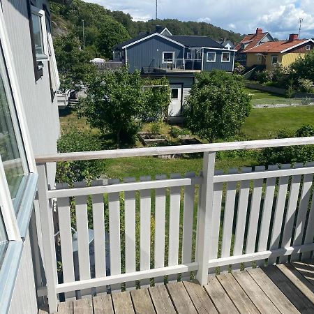 Cheerful Three Room Villa At Stroemstad City Center Eksteriør bilde